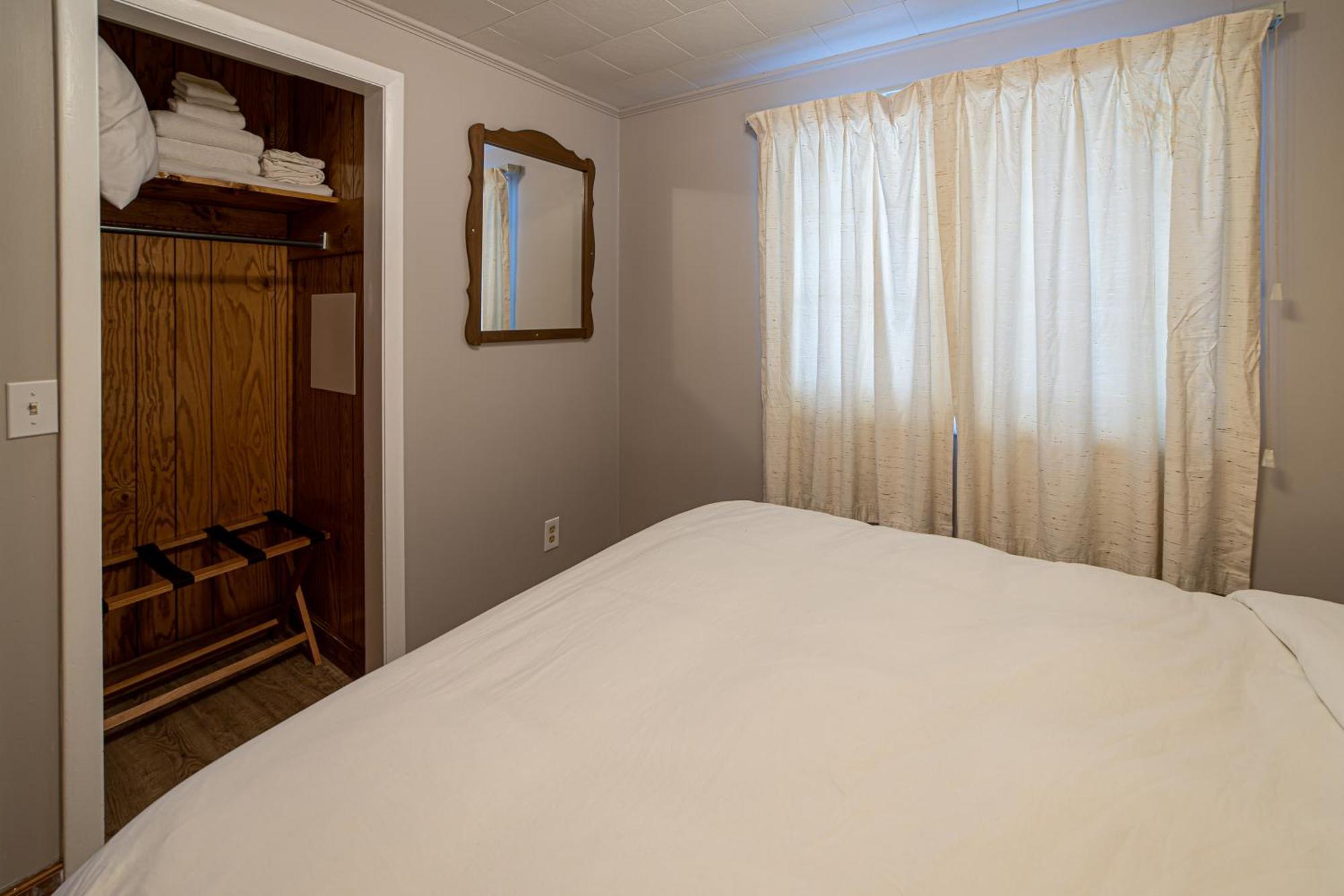 Star Gate Motel Indian River Rum bild